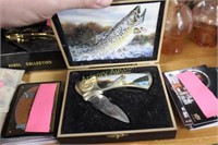 COLLECTIBLE KNIFE WITH BOX