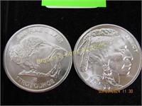 GROUP OF 2 ONE OUNCE SILVER ROUNDS