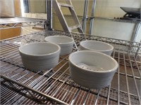 Bid X 4: 5" Porcelain Bakingware