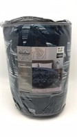 New Reversible Comforter Queen 86inx86in