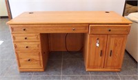 OAK COMPUTER DESK