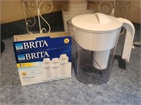 Brita Water Filter Pitcher w/ 2 Filters
