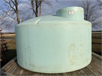 1100 gallon tank