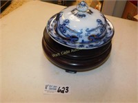 Flo Blue Staffordshire Serving Bowl with Lid and