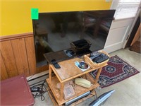 TVs and stand Insignia CD DVD player