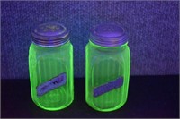 VTG Anchor Hocking Uranium Glass Hoosier Shakers