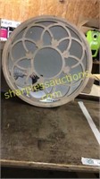 Round decorative mirror