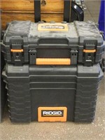 New Ridgid Rolling Toolbox Set - with handle and