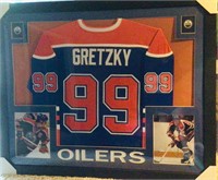 Framed Wayne Gretzky Jersey