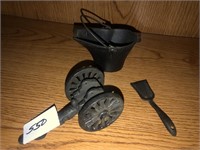 Cast iron small pieces