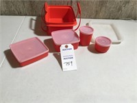 Tupperware lunch kit w/ handle & 4 containers w/