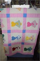 Vintage Sunbonnet Sue Machine Stitched Quilt 70x87