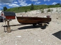 13 1/2' Chris Craft Cedar Strip Boat