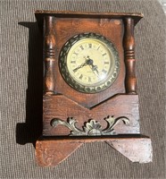 Vintage Wooden Mantle Clock