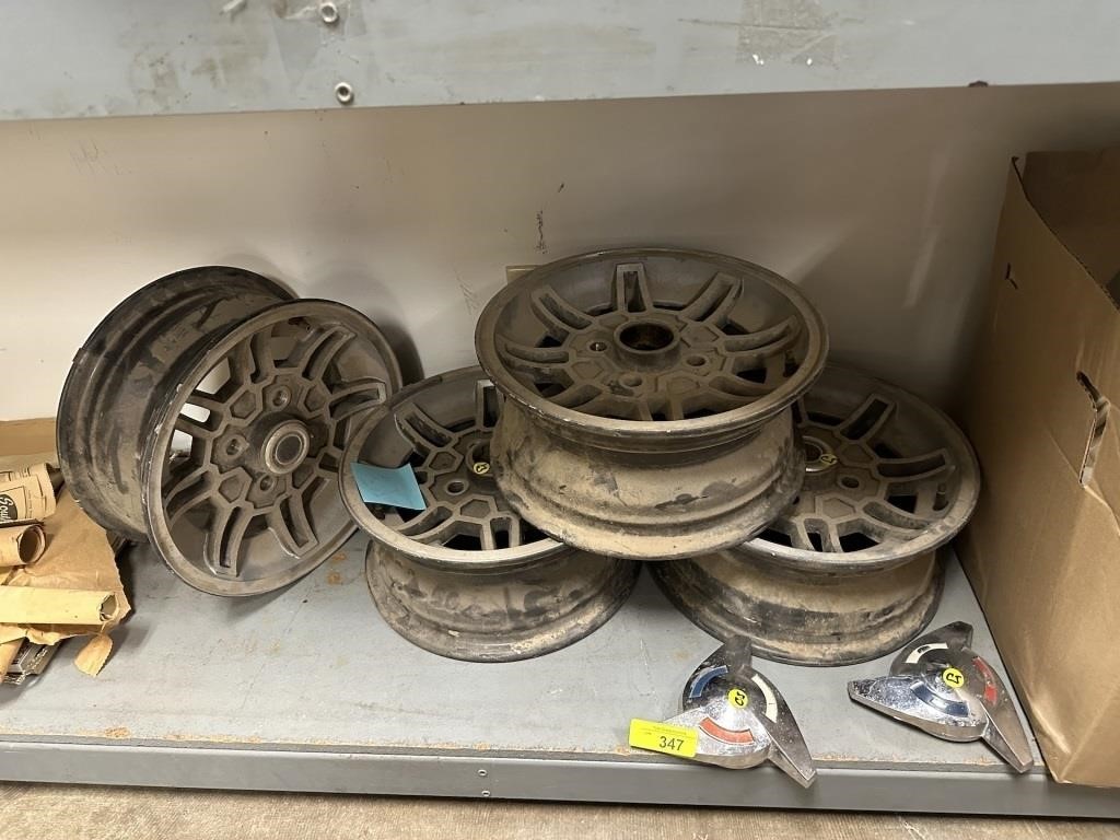LOT OF 4 RIMS TO A VINTAGE FORD CAPRI