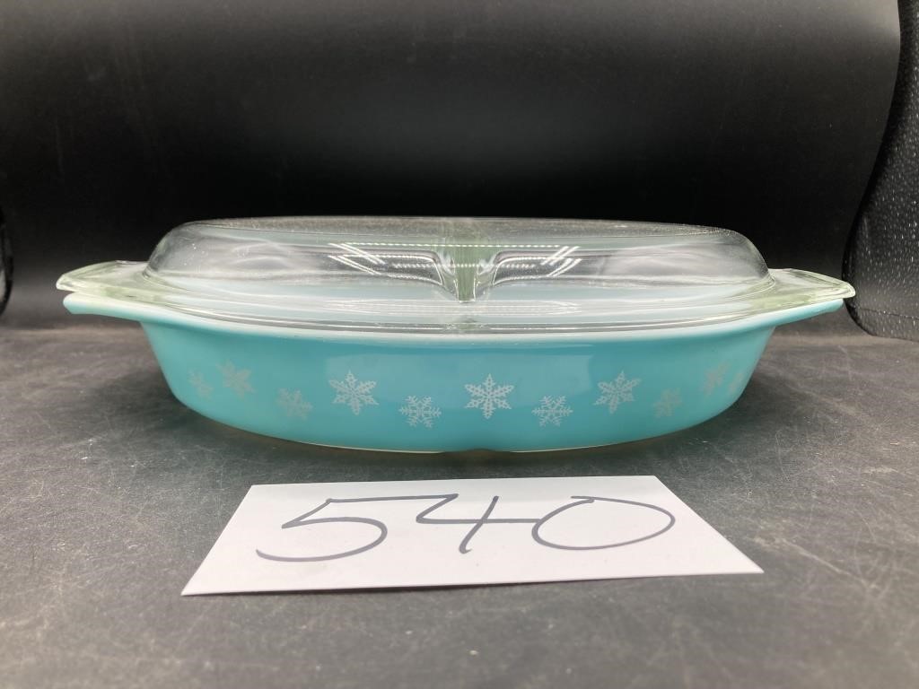 Vintage Pyrex Turq. Snowflake Split Cass. With Lid