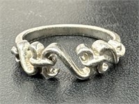 Sz.7 925 Sterling Silver Ring 3.20 Grams