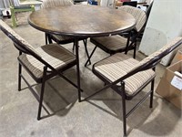 Round card table & 4 padded chairs