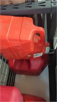 Set of 2 Gas Cans (5 Gallon & 2.5 Gallon)