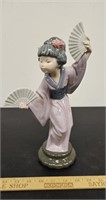 Lladro Madame Butterfly #4991- 12" tall