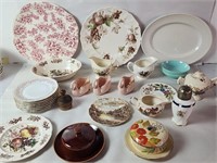 Vintage ceramic dishes & platters lot