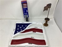 American Flags 4 x 6" (24); Americana Flag Serving