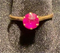 10K? Yellow gold Spinel or tourmaline ring