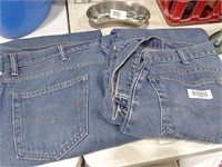 2 Pair of Levis 560 / 40x30