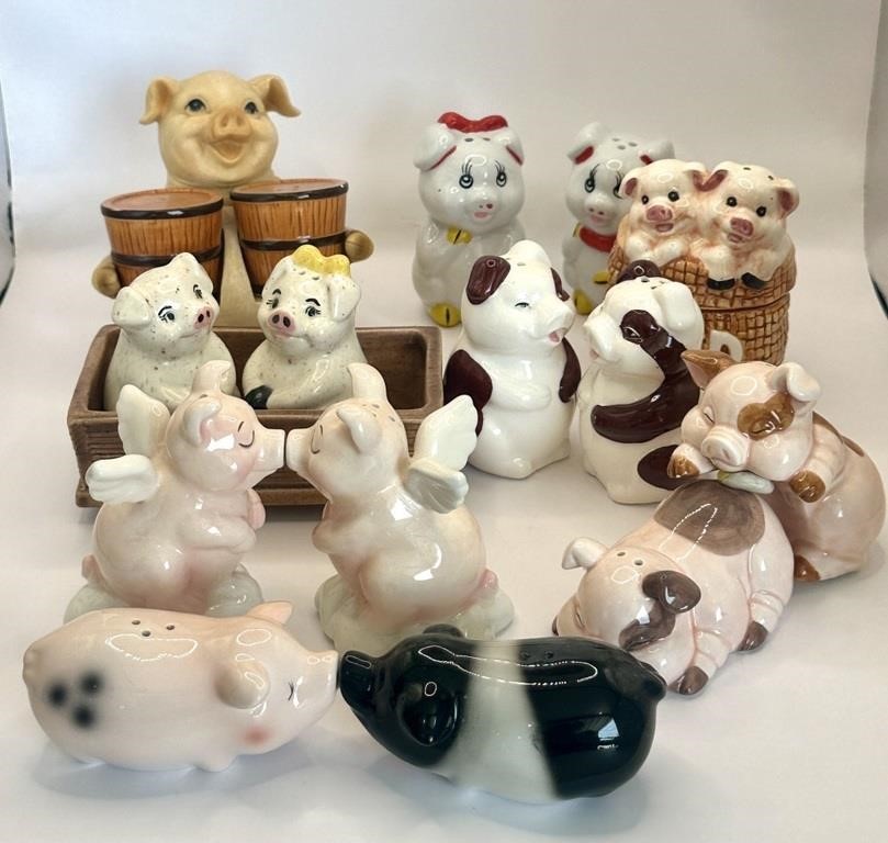 Pigs collectible Salt and Pepper shakers