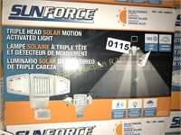 SUNFORCE $59 RETAIL TRIPLE HEAD SOLAR LIGHT