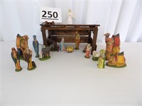 Nativity Figures & Barn