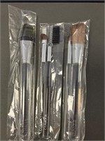 Clinique makeup brushes