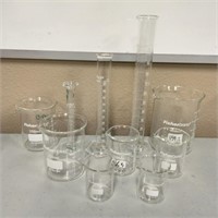 Glass Lab Beakers           (R# RECT)