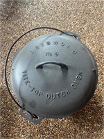 Griswold No. 9 TITE-TOP DUTCH OVEN