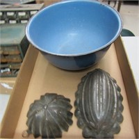 Porcelain bowl, jello molds(tin)