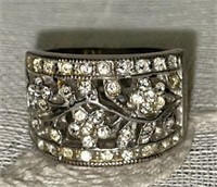 Silver Flower Rhinestones Ladies Ring, Size 7