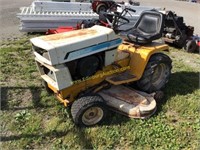 D2 INTERNATIONAL CUB CADET 1650 HYDROSTATIC 50" CU