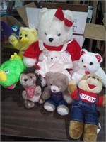 Lot of vintage stuffed animals