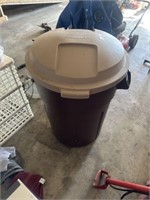 Rubbermaid Trash Can