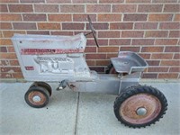 Farmall 856 Pedal Tractor to Restore