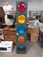 Working 5 Light Traffic Signal - Made by Durasig