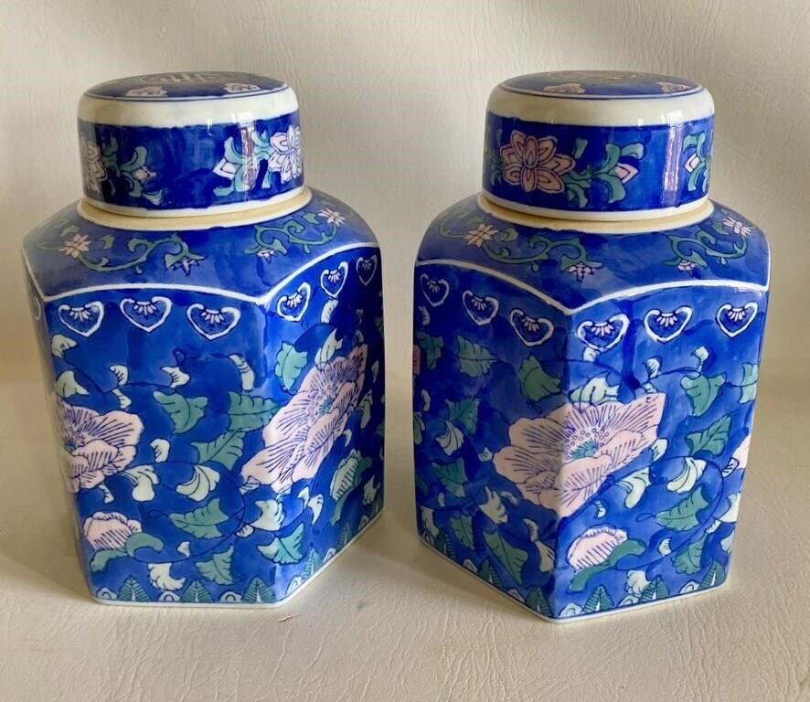 Set of 2 Vtg Pink & Blue Ginger Jars
