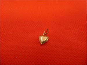 10 K Yellow Gold Heart Pendant