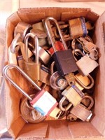 Padlocks & keys - Gun lock - & more