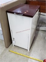 Lockable Tin Cabinet