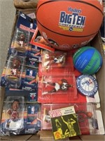Basketball Collectibles- Headliners, Figurines