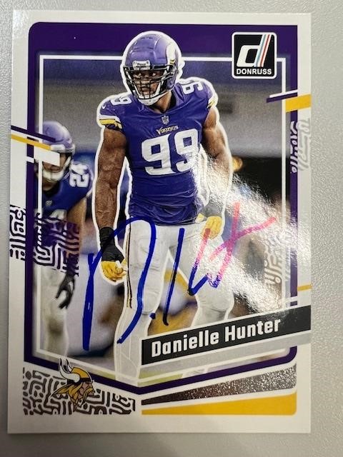 Vikings Danielle Hunter Signed Card with COA