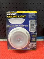 Bionic Ceiling Light New w/remote