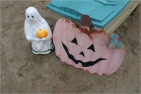 Halloween Lighted Ghost & Metal Pumpkin