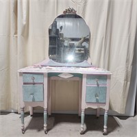 Vintage shabby chic boutique dresser